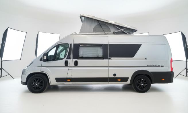 1791298596_expedition-68 with pop-top roof